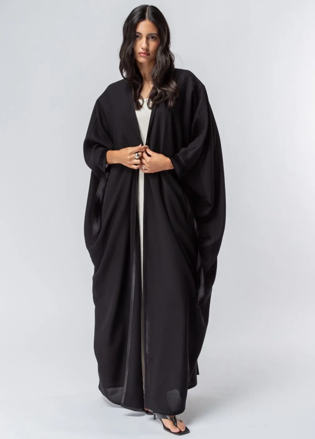 AB-RBB-BLK ABAYA