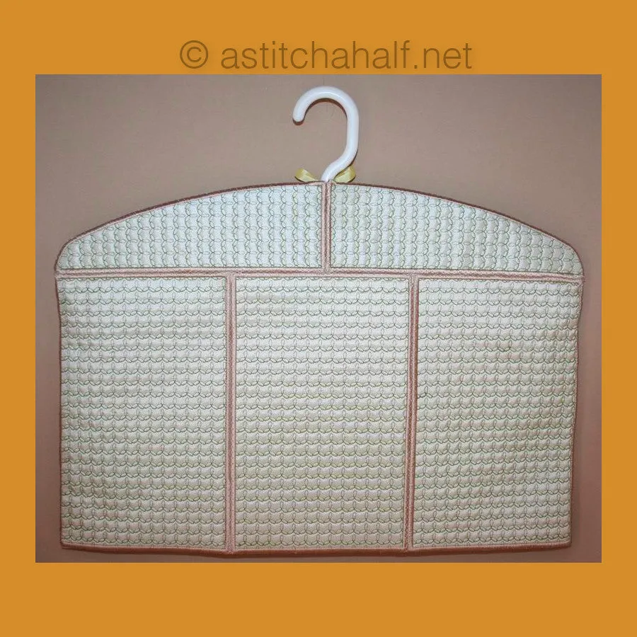 Daffodil Closet Organizer