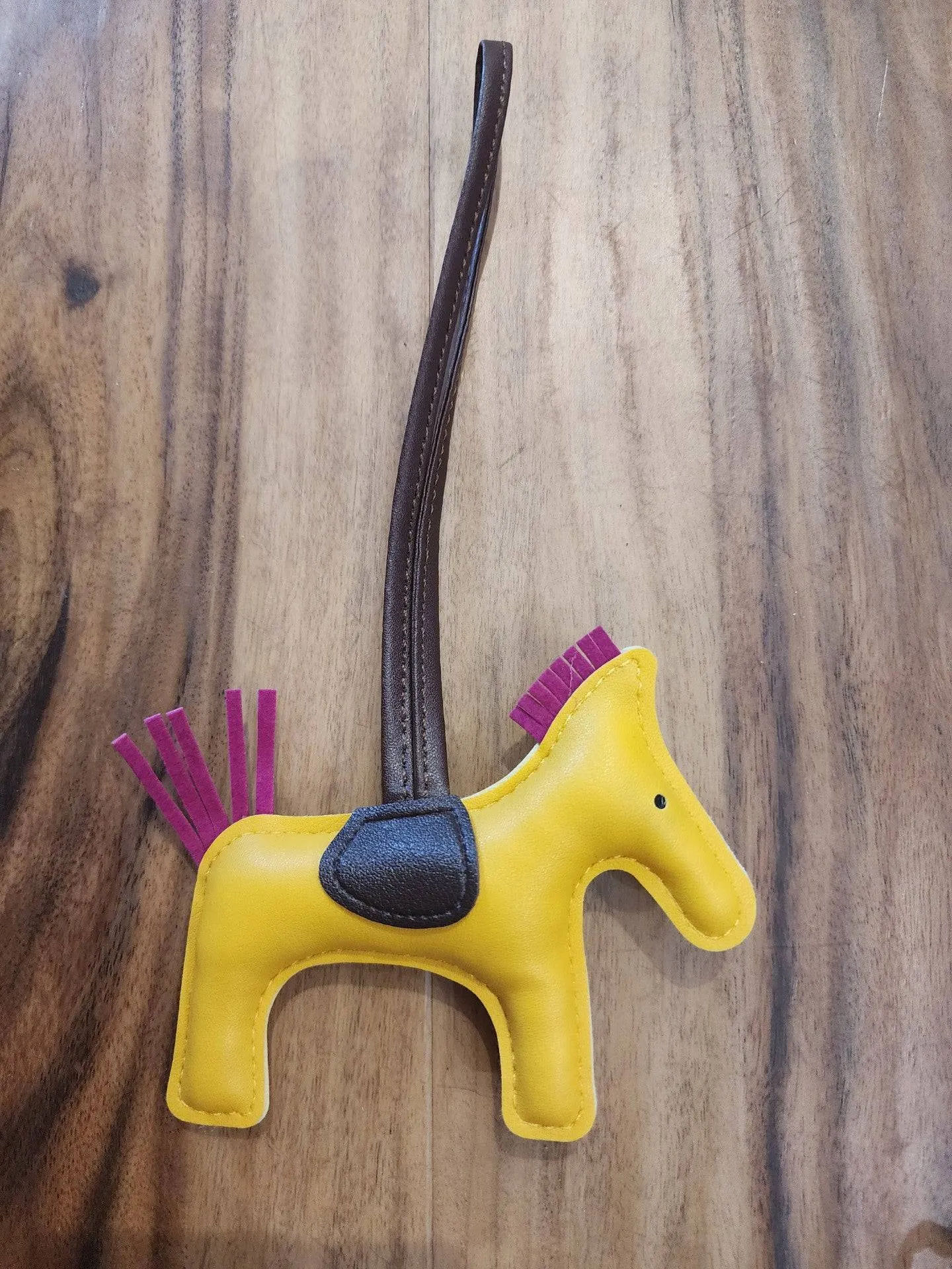 Pesazia Horse Key Ring