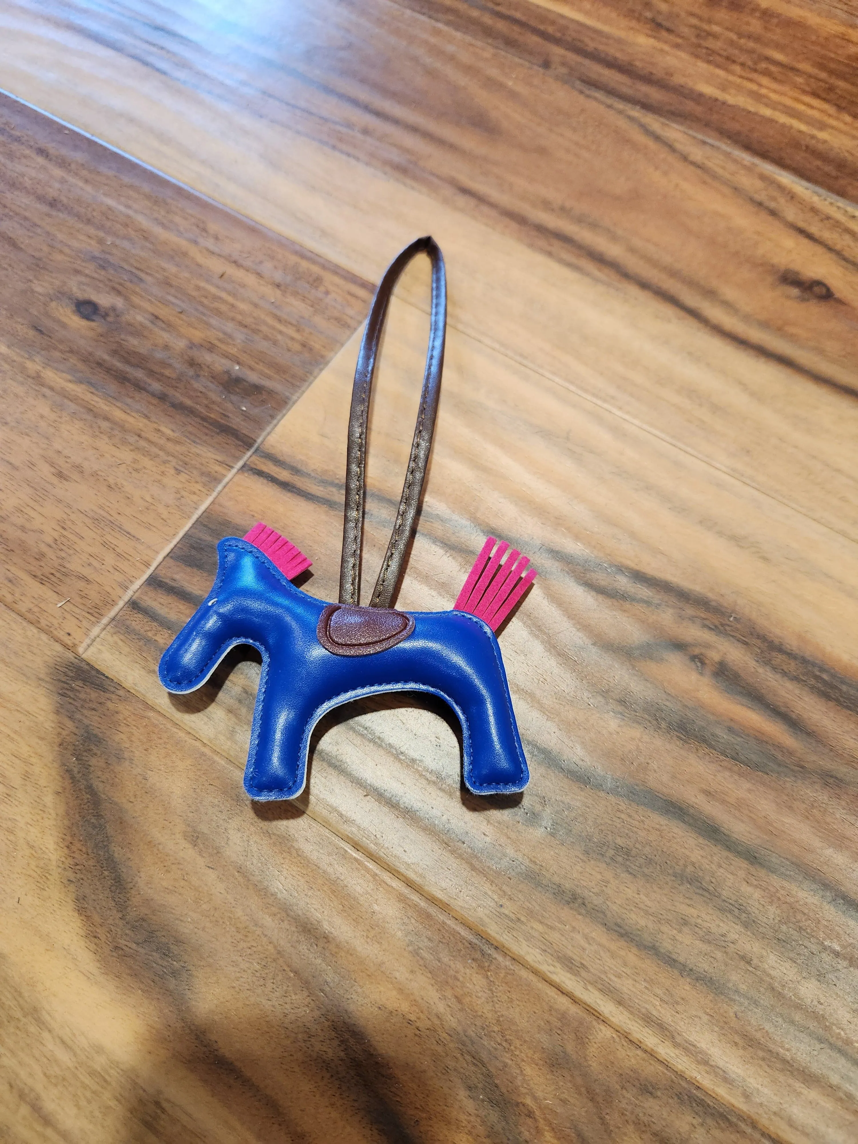 Pesazia Horse Key Ring