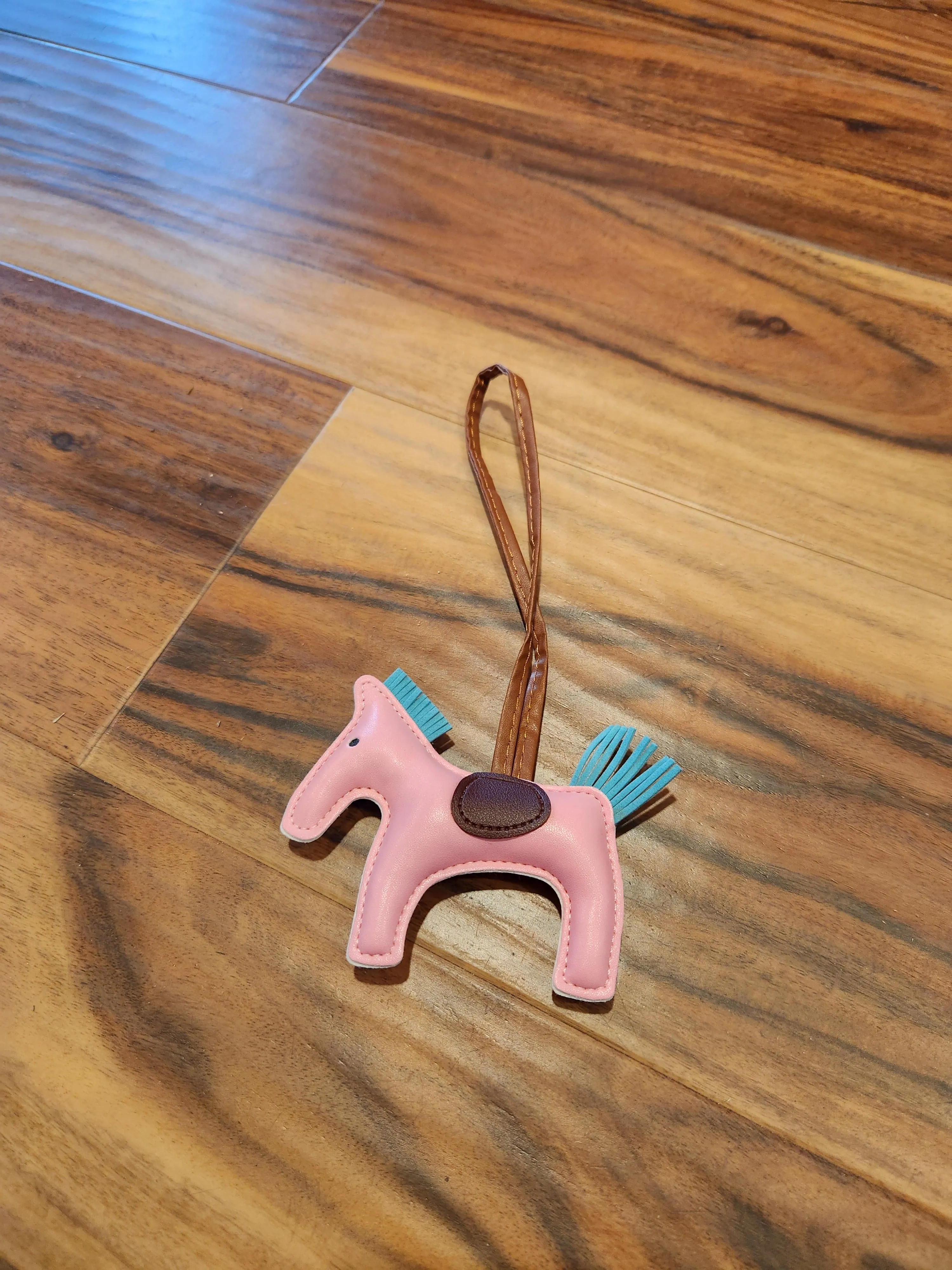Pesazia Horse Key Ring