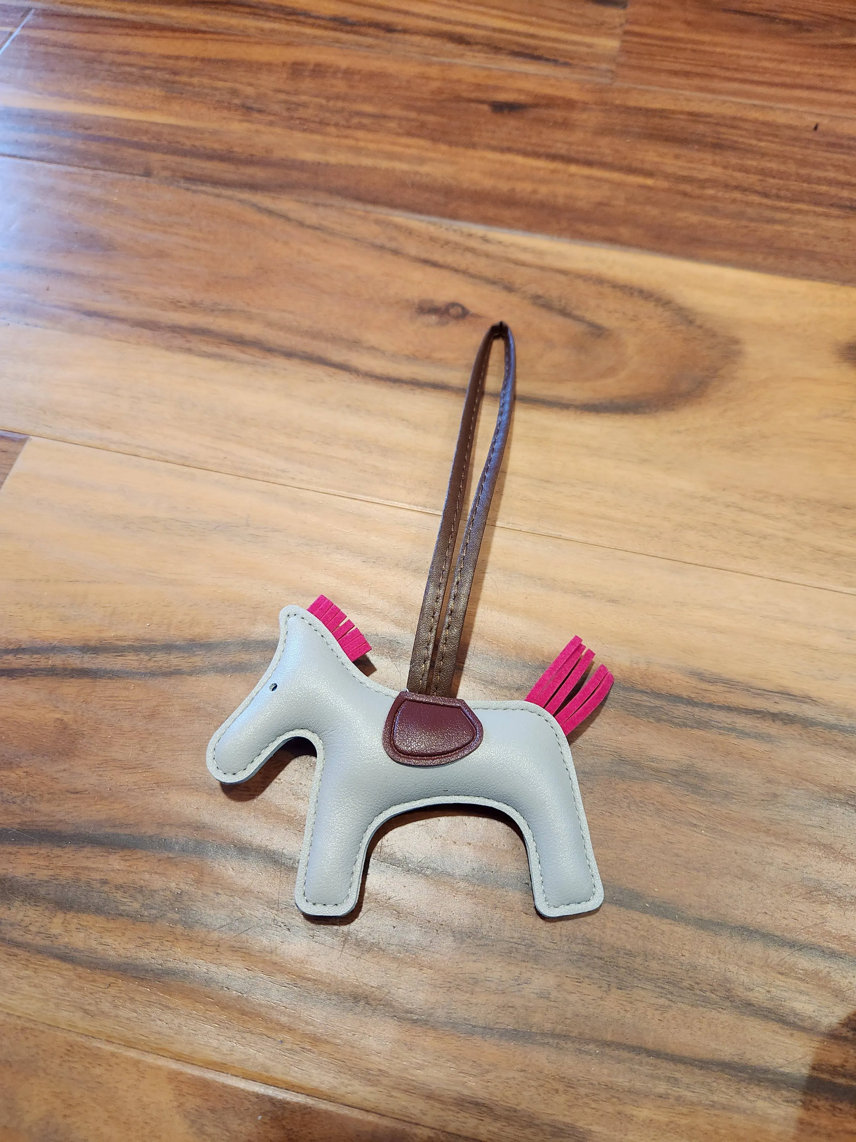 Pesazia Horse Key Ring