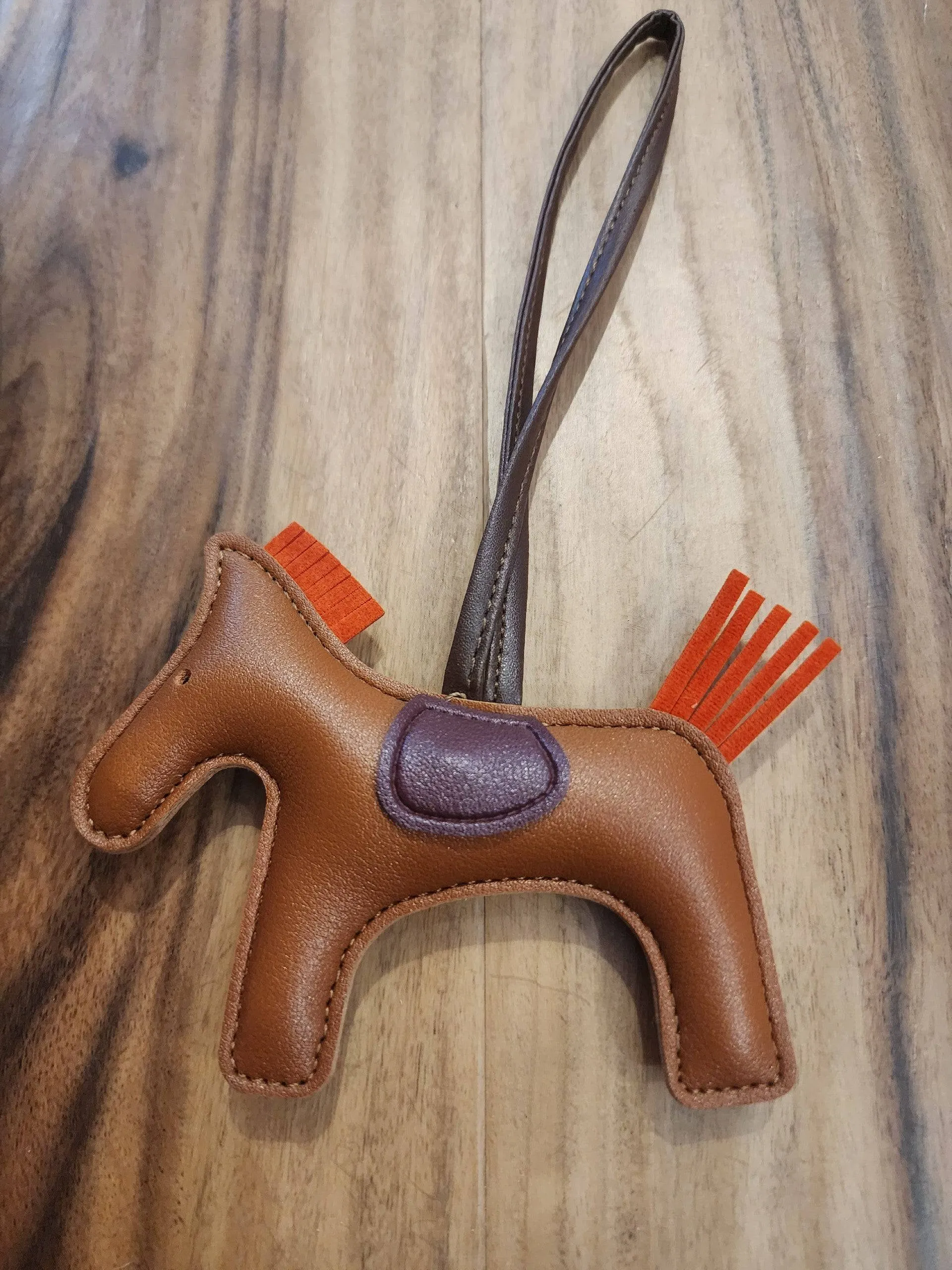 Pesazia Horse Key Ring