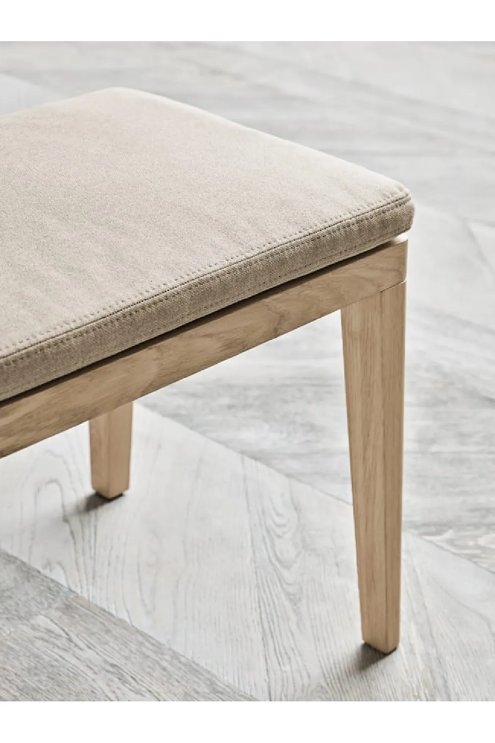 Scandinavian Oak Bench | Bolia Graceful