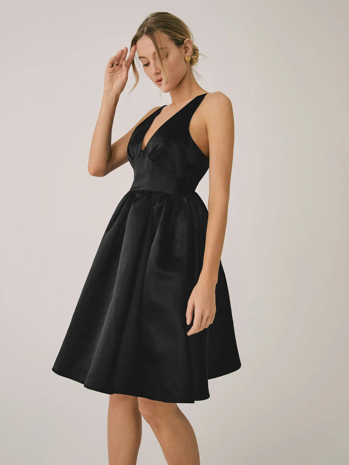 Solid V Graceful Neck Short Dress