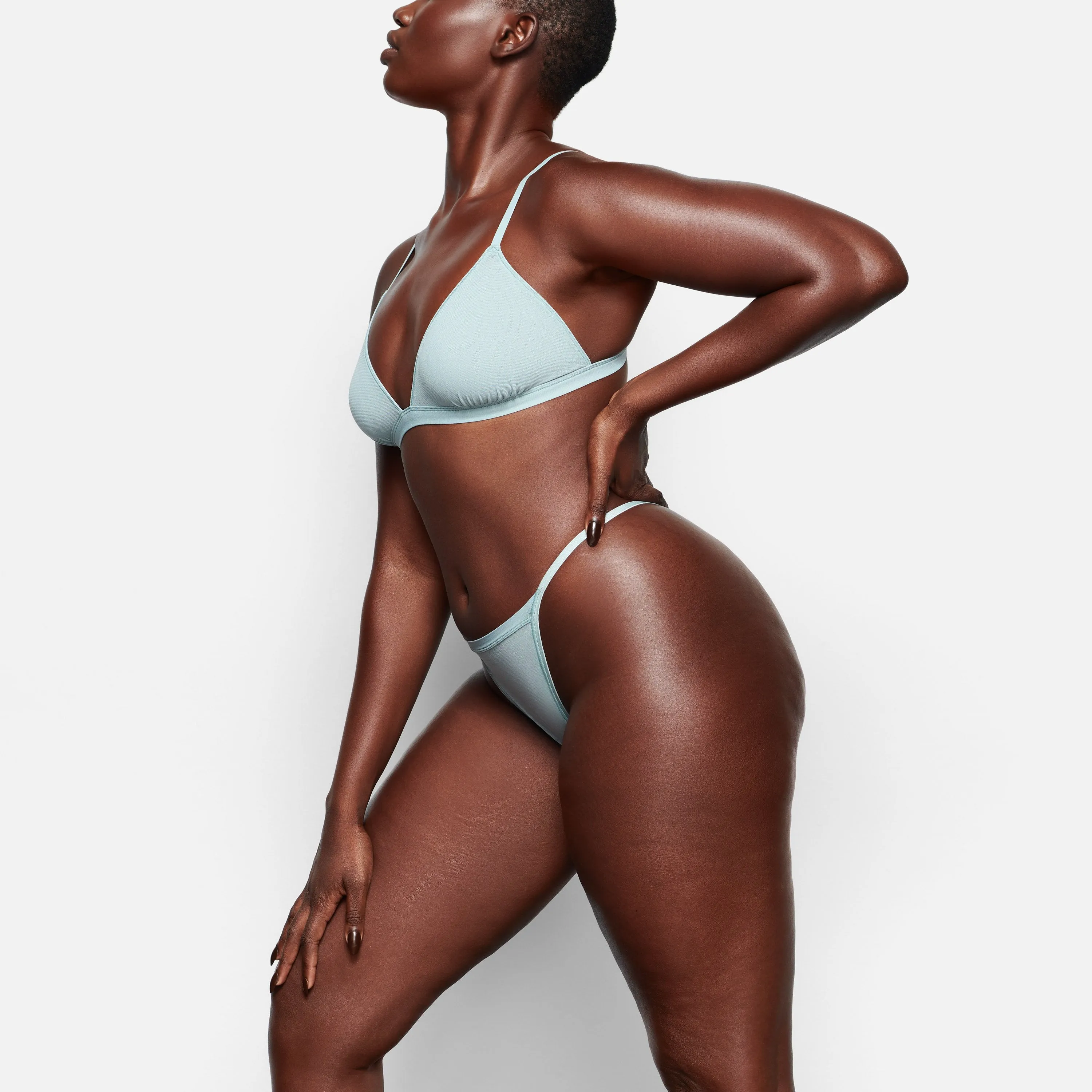 SUMMER MESH TRIANGLE BRALETTE | SKY