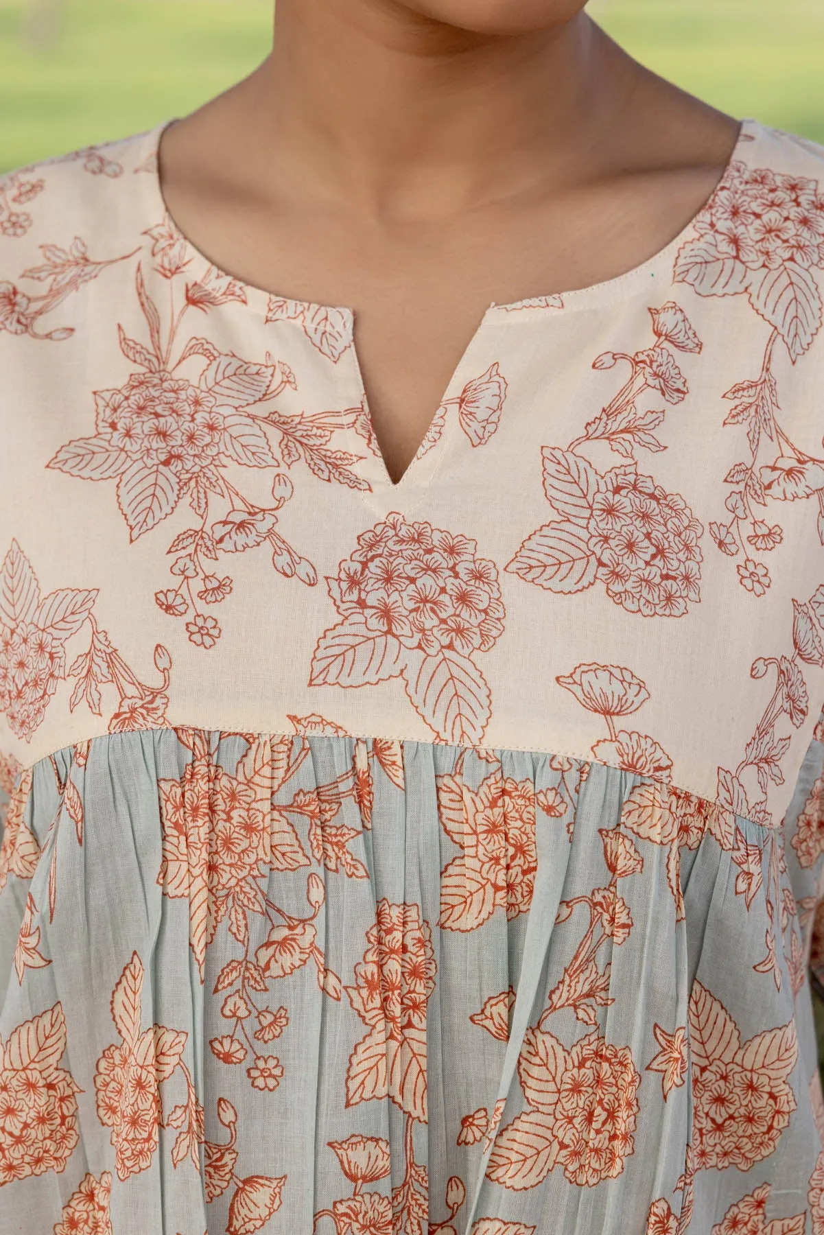 Two -Toned Hydrangea Kurta