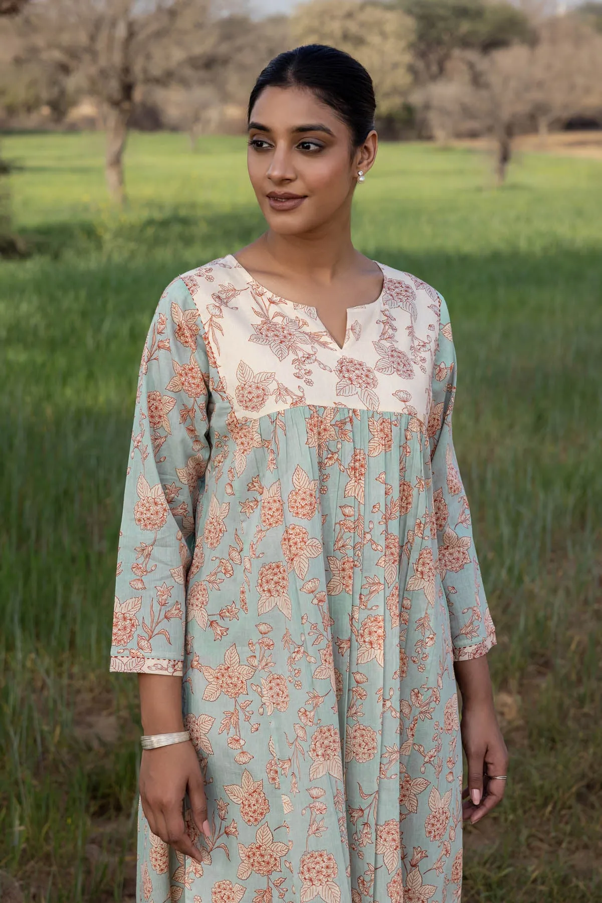 Two -Toned Hydrangea Kurta