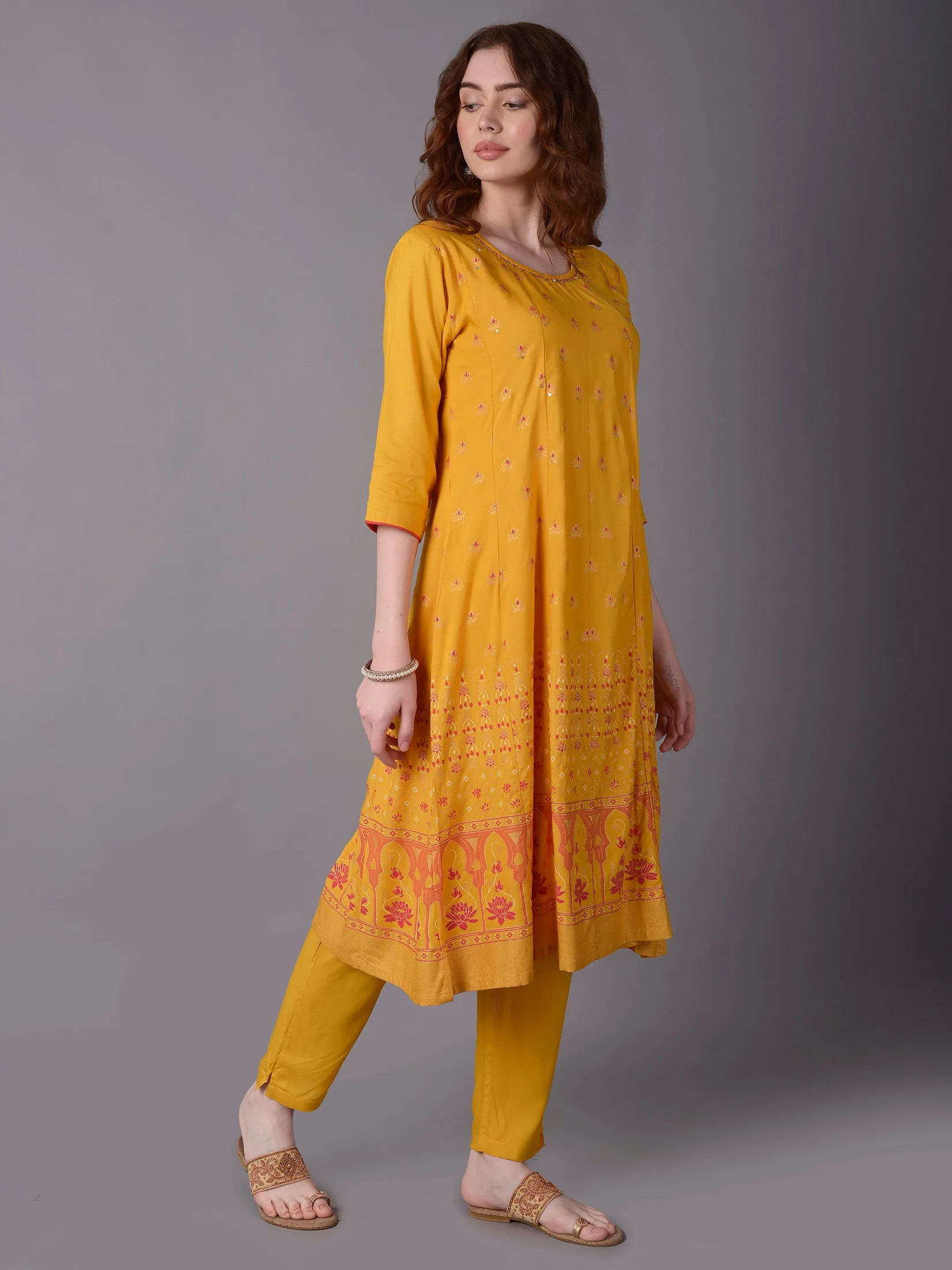 Women Mustard Ornamental Printed Kurta With Trouser